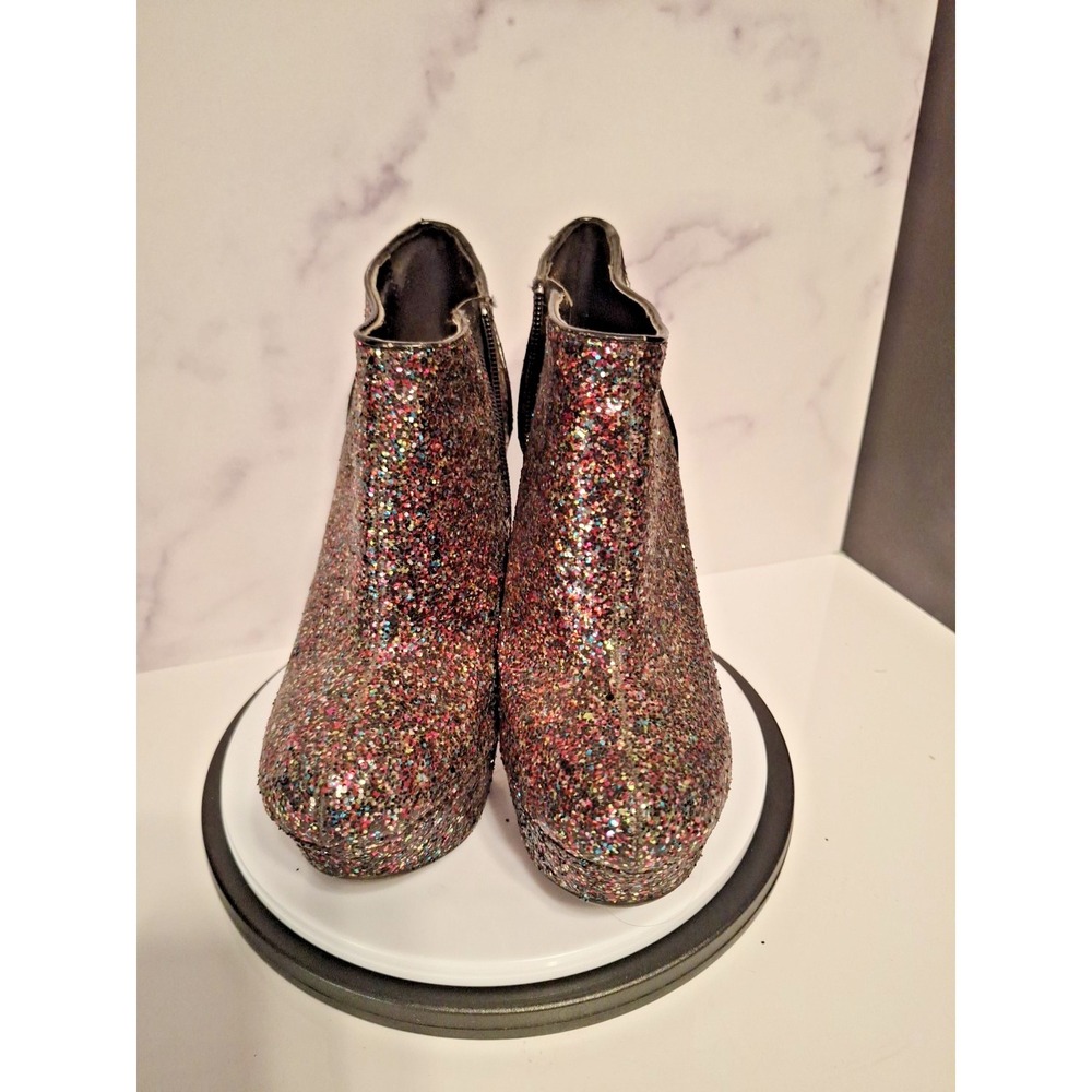 Quipid  Rainbow  Multi Glitter Metallic Bootie Pumps with Chrome Heels SZ 7.5